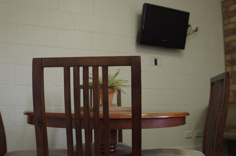 Burke & Wills Motor Inn - Hotel Accommodation 13