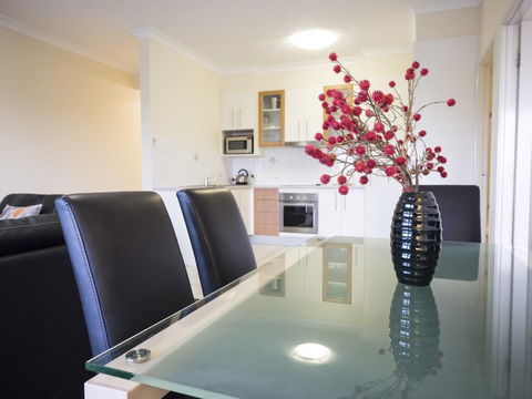 La Vida On Anzac - Hotel Accommodation 0