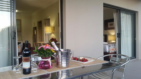 La Vida On Anzac - Hotel Accommodation 36