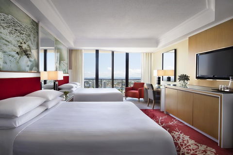 JW Marriott Gold Coast Resort & Spa - Hotel Accommodation 9