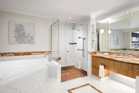 JW Marriott Gold Coast Resort & Spa - Hotel Accommodation 31