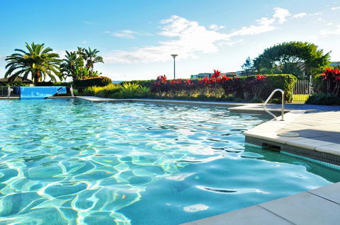 Waterfront Resort Villa With Buggy - Hotel Accommodation 23