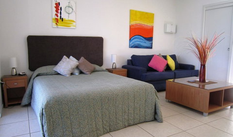 Waterview Airlie Beach - Hotel Accommodation 32