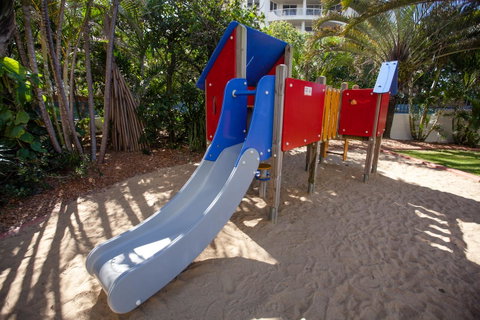 Chateau Beachside Resort - Hotel Accommodation 13