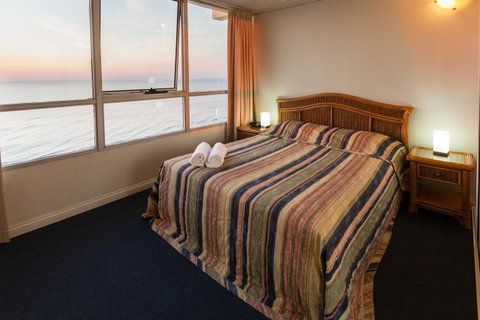 Chateau Beachside Resort - Hotel Accommodation 26