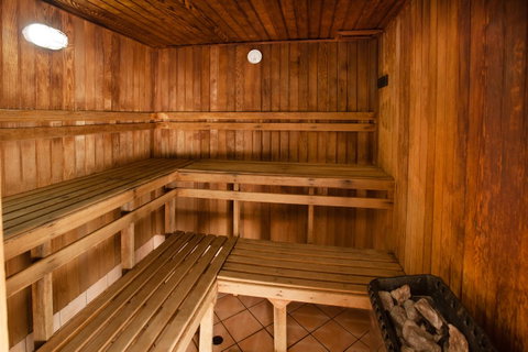 Chateau Beachside Resort - Hotel Accommodation 9