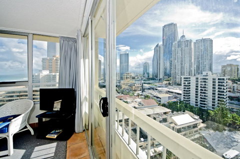 Chateau Beachside Resort - Hotel Accommodation 5
