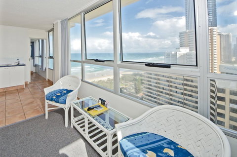 Chateau Beachside Resort - Hotel Accommodation 11