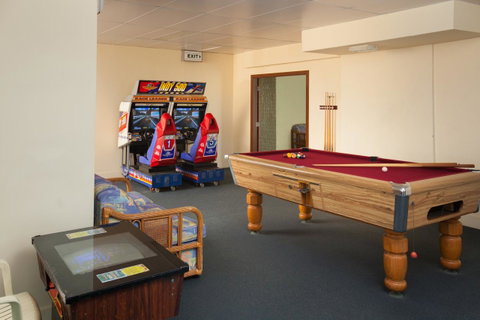 Chateau Beachside Resort - Hotel Accommodation 7