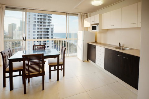 Chateau Beachside Resort - Hotel Accommodation 16