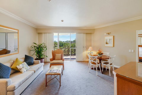 InterContinental Sanctuary Cove Resort, An IHG Hotel - Hotel Accommodation 13