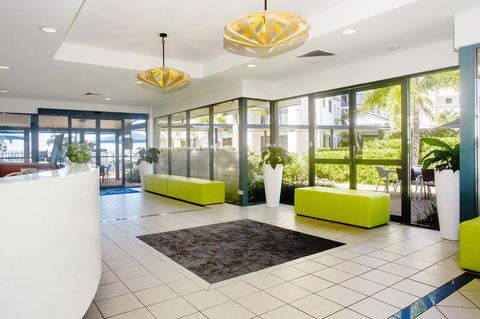 Mantra Hervey Bay - Hotel Accommodation 5