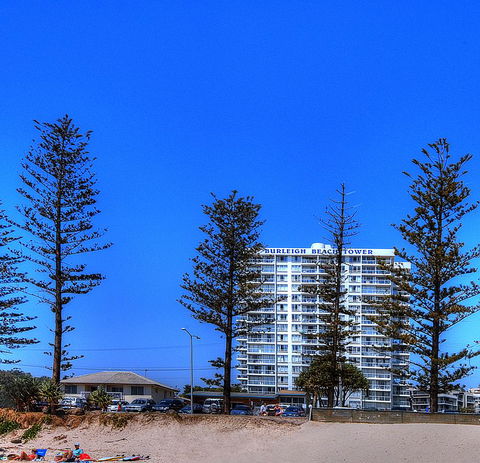 Burleigh Beach Tower - Hotel Accommodation 8