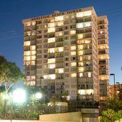 Burleigh Beach Tower - Hotel Accommodation 16