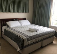 Burleigh Beach Tower - Hotel Accommodation