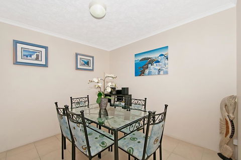 Champelli Palms Apartments - Hotel Accommodation 10