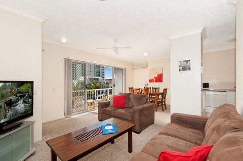 Champelli Palms Apartments - Hotel Accommodation 4