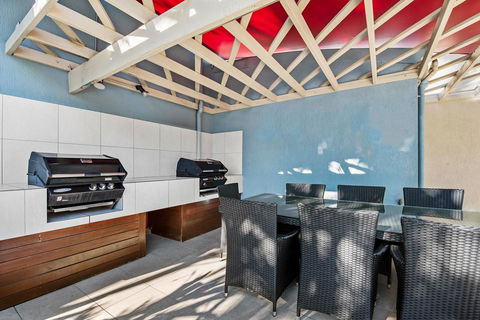 Sailport Mooloolaba Apartments - Hotel Accommodation 8