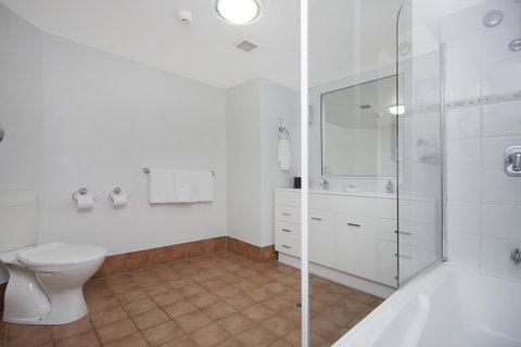 Sovereign On The Gold Coast - Hotel Accommodation 38