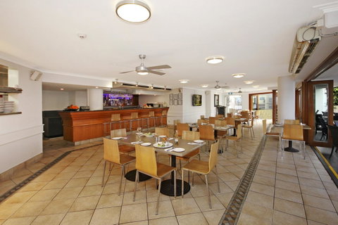 Sovereign On The Gold Coast - Hotel Accommodation 25
