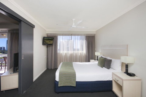 Sovereign On The Gold Coast - Hotel Accommodation 41