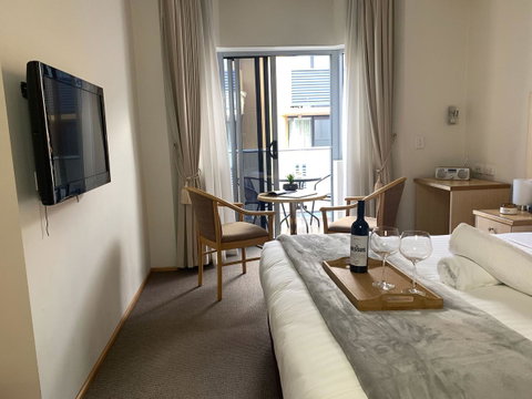 Airport Ascot Motel - Hotel Accommodation 24