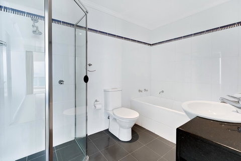 Pacific Views Resort - Hotel Accommodation 24
