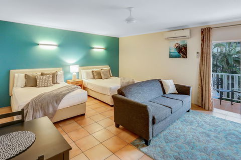 Coral Tree Inn - Hotel Accommodation 6