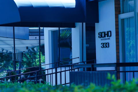 Soho Brisbane - Hotel Accommodation 11