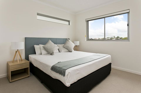 Arise Princess Regent Apartments - Hotel Accommodation 9