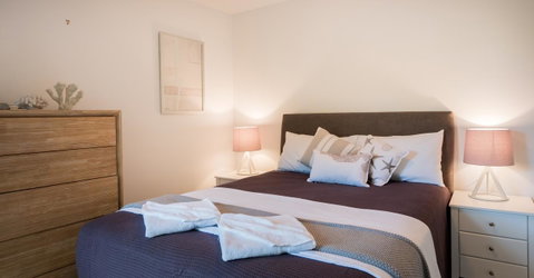 Norfolk Luxury Beachfront Apartments - Hotel Accommodation 11