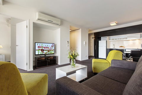 Code Apartments - Hotel Accommodation 5