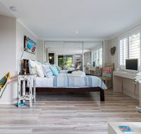 Private guest suite high on Currumbin hill - Hotel Accommodation
