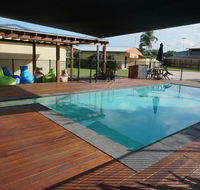 YAL Cairns - A Motel that makes a difference - Hotel Accommodation