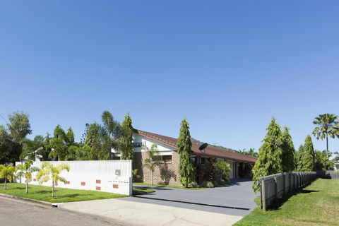 Marcol Place Holiday Apartments - Hotel Accommodation 0