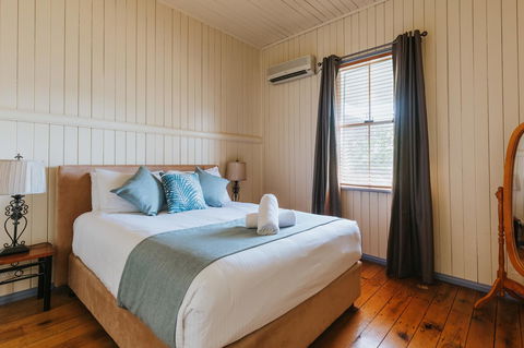 Apple Blossom Cottages - Hotel Accommodation 8