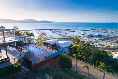 Nautilus On The Hill - Airlie Beach - Hotel Accommodation 0
