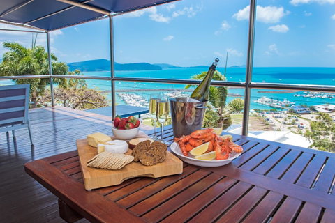 Nautilus On The Hill - Airlie Beach - Hotel Accommodation 10