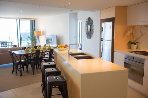 Ambience On Burleigh Beach - Hotel Accommodation 2