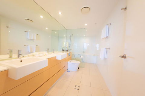 Ambience On Burleigh Beach - Hotel Accommodation 29