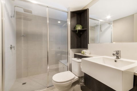 Sunshine Tower Hotel - Hotel Accommodation 7