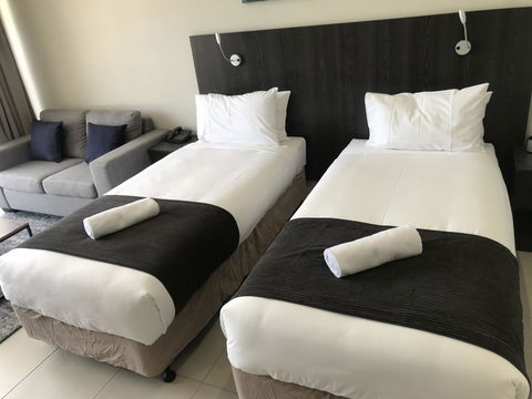 Sunshine Tower Hotel - Hotel Accommodation 10