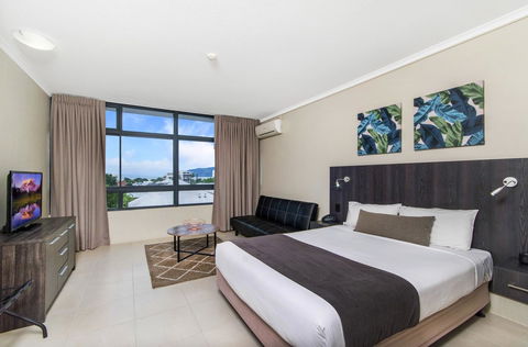 Sunshine Tower Hotel - Hotel Accommodation 5
