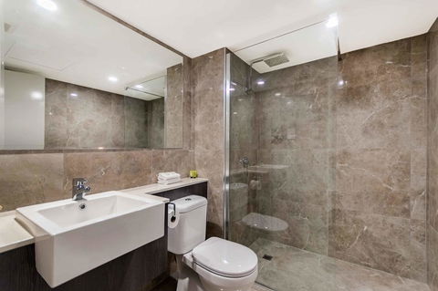 Sunshine Tower Hotel - Hotel Accommodation 23