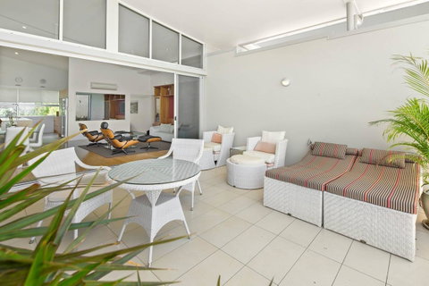 Azure Sea Whitsunday Resort - Hotel Accommodation 11