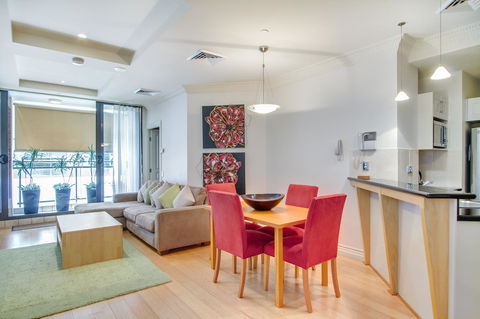 MacArthur Chambers - Hotel Accommodation 17