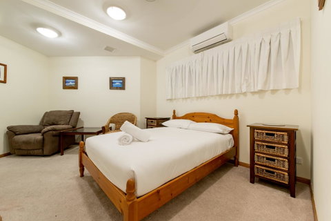 Paradise Penthouse At Waves - Airlie Beach - Hotel Accommodation 14