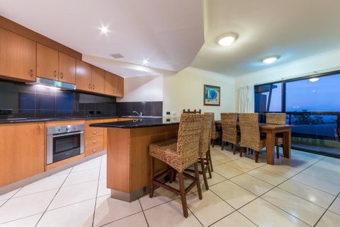 Paradise Penthouse At Waves - Airlie Beach - Hotel Accommodation 4