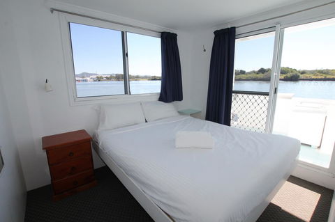 Coomera Houseboats - Hotel Accommodation 14
