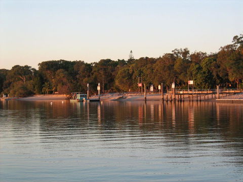 Coomera Houseboats - Hotel Accommodation 2